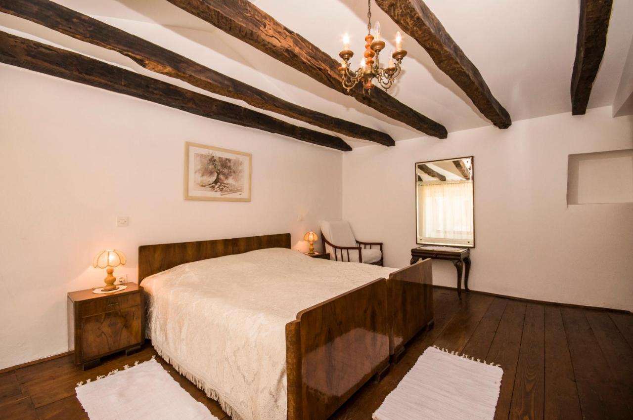 Holiday Home Trostova Kuca Pazin Εξωτερικό φωτογραφία