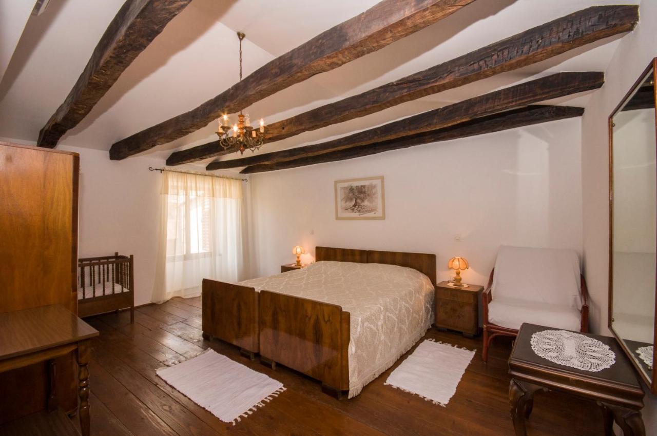 Holiday Home Trostova Kuca Pazin Εξωτερικό φωτογραφία