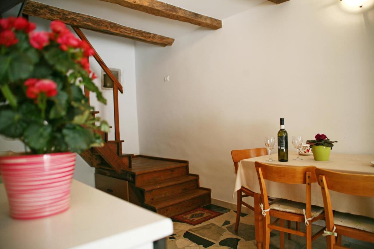 Holiday Home Trostova Kuca Pazin Εξωτερικό φωτογραφία